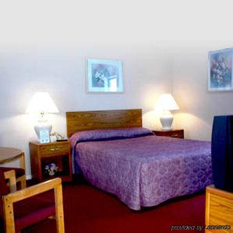 Budget Host Inn - Manistique Chambre photo